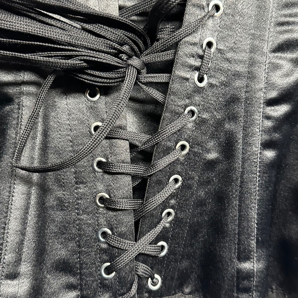 Vollers Corset Top Women EU 36 Black Satin Lace Up Steel Boned Made in England - Picture 3 of 16